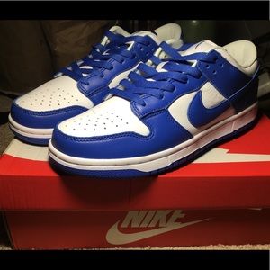 Nike dunk low Kentucky 2020 size 9